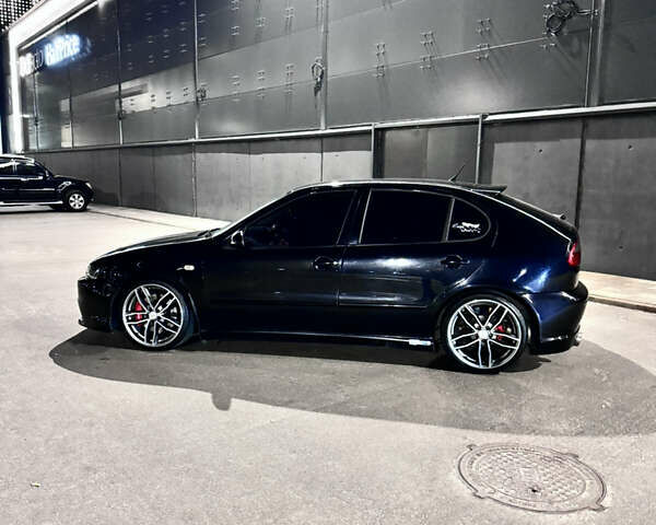 Чорний Сеат Leon, об'ємом двигуна 1.76 л та пробігом 180 тис. км за 5500 $, фото 6 на Automoto.ua