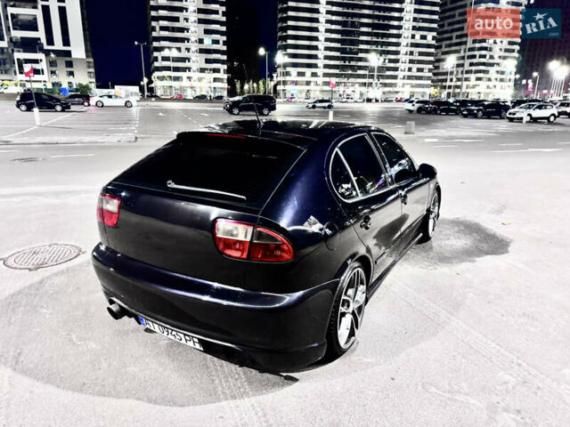 Черный Сеат Леон, объемом двигателя 1.76 л и пробегом 187 тыс. км за 6800 $, фото 9 на Automoto.ua