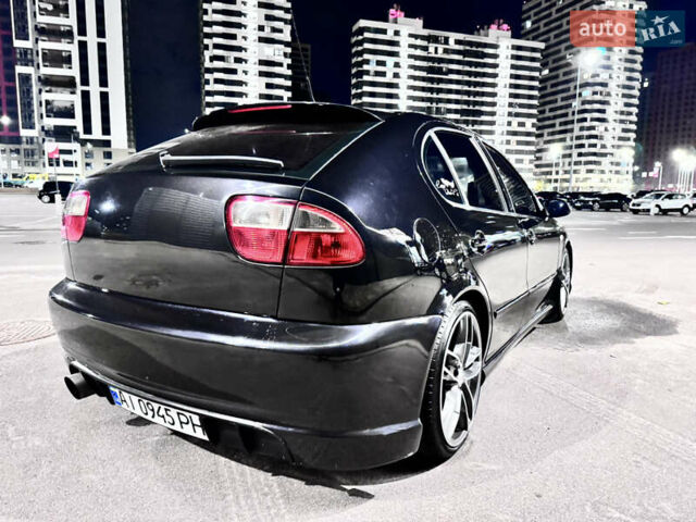 Черный Сеат Леон, объемом двигателя 1.76 л и пробегом 187 тыс. км за 6800 $, фото 2 на Automoto.ua