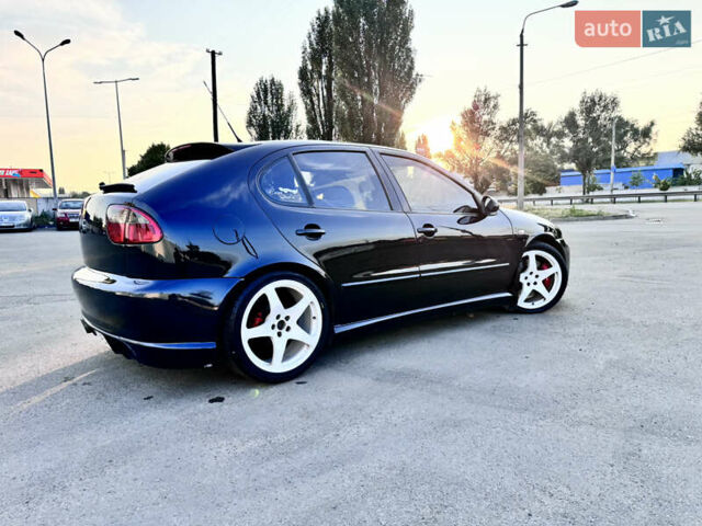 Чорний Сеат Leon, об'ємом двигуна 1.76 л та пробігом 180 тис. км за 6500 $, фото 19 на Automoto.ua