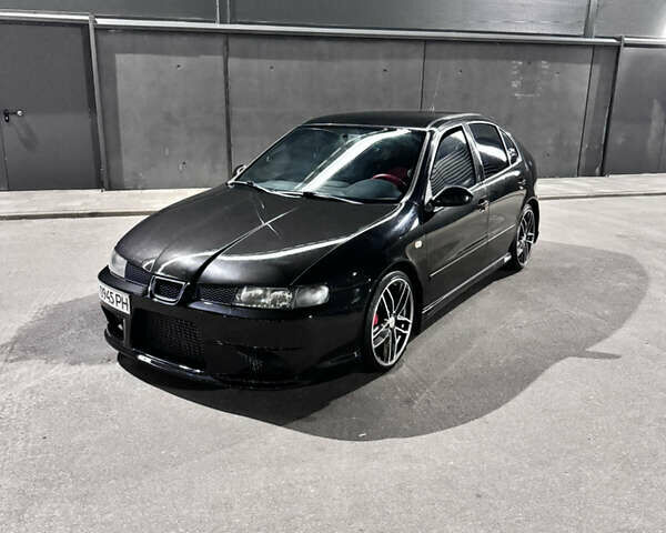 Чорний Сеат Leon, об'ємом двигуна 1.76 л та пробігом 180 тис. км за 5500 $, фото 3 на Automoto.ua