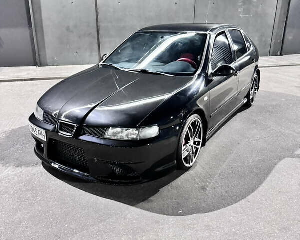 Черный Сеат Леон, объемом двигателя 1.76 л и пробегом 187 тыс. км за 6800 $, фото 8 на Automoto.ua