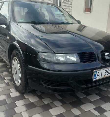 Чорний Сеат Leon, об'ємом двигуна 1.6 л та пробігом 216 тис. км за 4100 $, фото 8 на Automoto.ua