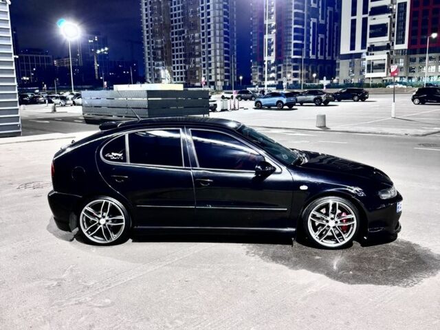 Черный Сеат Леон, объемом двигателя 1.8 л и пробегом 180 тыс. км за 6500 $, фото 7 на Automoto.ua