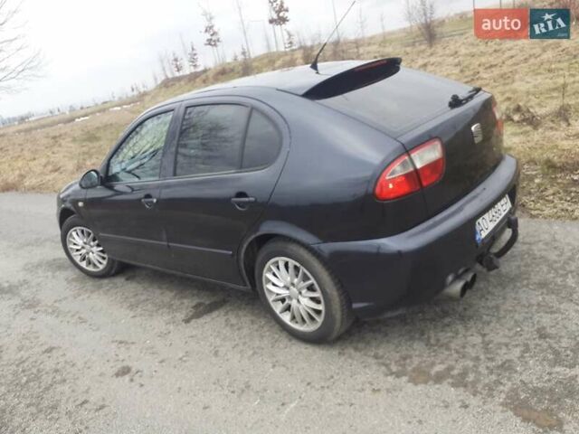 Черный Сеат Леон, объемом двигателя 1.9 л и пробегом 300 тыс. км за 3800 $, фото 13 на Automoto.ua
