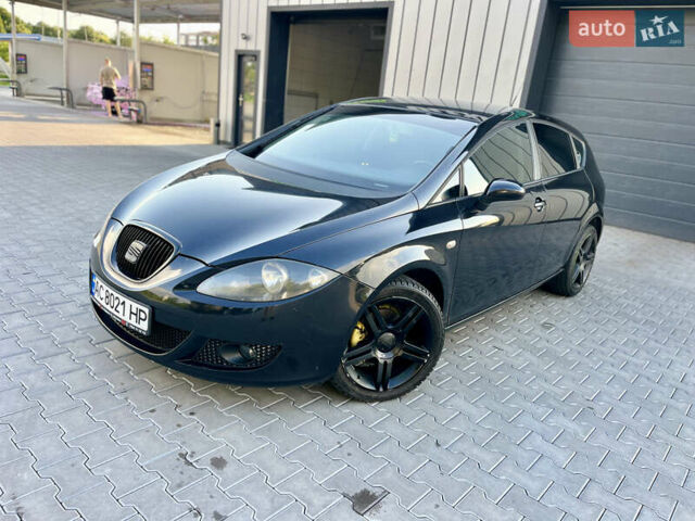 Черный Сеат Леон, объемом двигателя 2 л и пробегом 231 тыс. км за 4950 $, фото 6 на Automoto.ua
