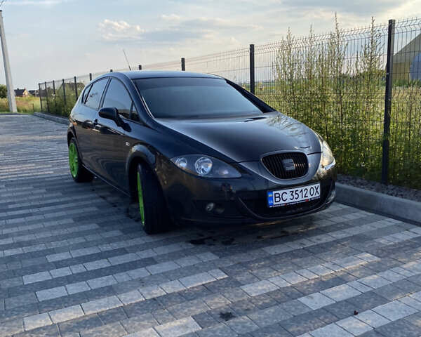 Чорний Сеат Leon, об'ємом двигуна 2 л та пробігом 211 тис. км за 5900 $, фото 11 на Automoto.ua