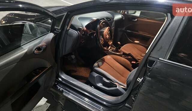 Черный Сеат Леон, объемом двигателя 1.97 л и пробегом 211 тыс. км за 4999 $, фото 9 на Automoto.ua