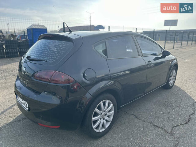 Черный Сеат Леон, объемом двигателя 2 л и пробегом 263 тыс. км за 3499 $, фото 6 на Automoto.ua