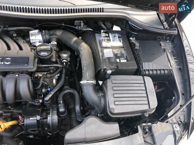 Черный Сеат Леон, объемом двигателя 1.6 л и пробегом 197 тыс. км за 5200 $, фото 47 на Automoto.ua