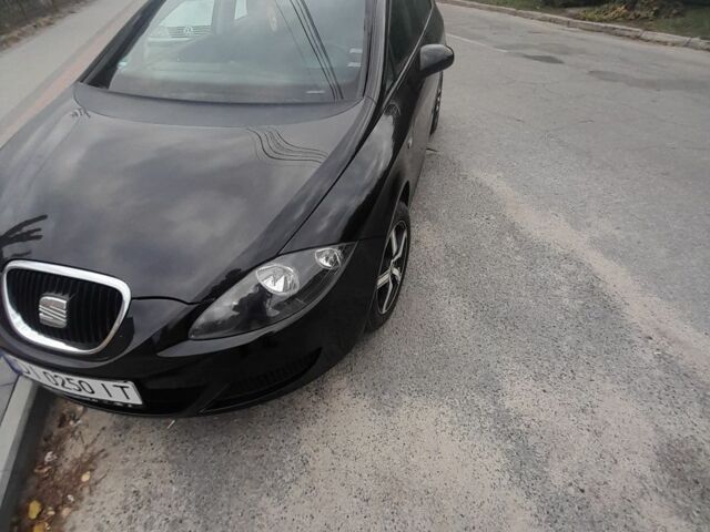 Чорний Сеат Leon, об'ємом двигуна 1.6 л та пробігом 260 тис. км за 4700 $, фото 1 на Automoto.ua