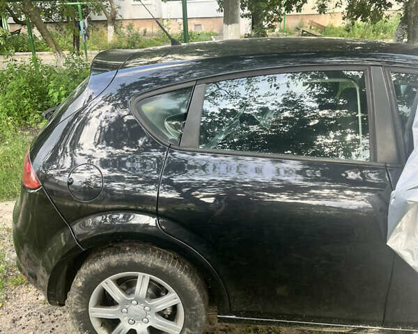Чорний Сеат Leon, об'ємом двигуна 1.6 л та пробігом 275 тис. км за 2000 $, фото 5 на Automoto.ua