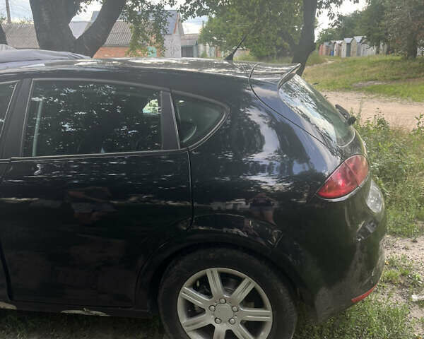 Чорний Сеат Leon, об'ємом двигуна 1.6 л та пробігом 275 тис. км за 2000 $, фото 6 на Automoto.ua