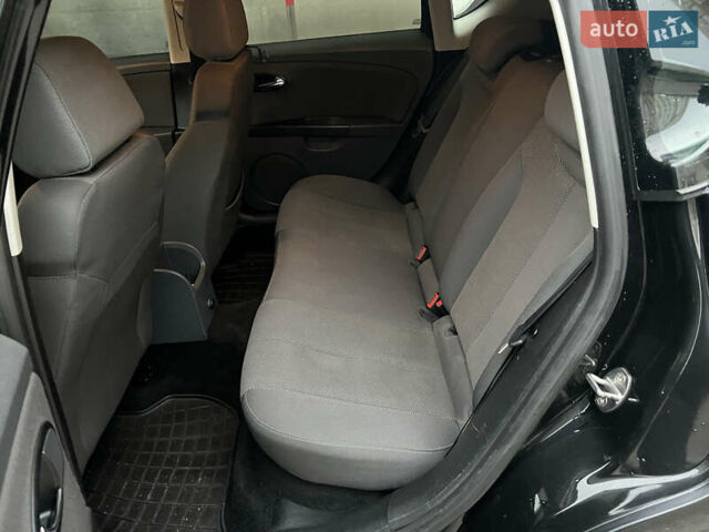 Черный Сеат Леон, объемом двигателя 2 л и пробегом 212 тыс. км за 4600 $, фото 11 на Automoto.ua