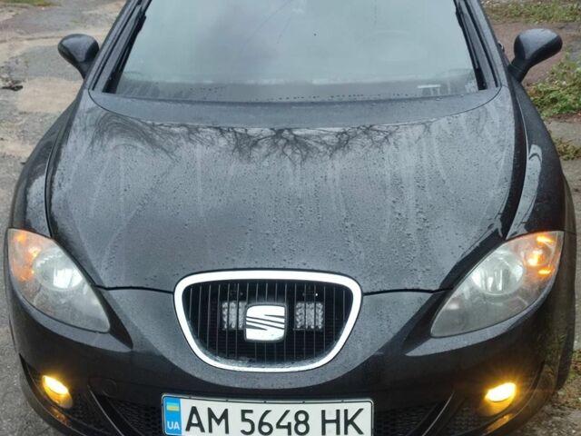 Черный Сеат Леон, объемом двигателя 2 л и пробегом 266 тыс. км за 6500 $, фото 1 на Automoto.ua