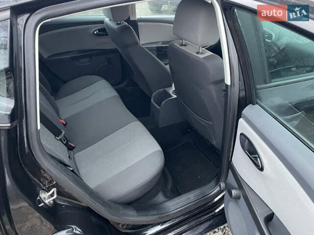 Черный Сеат Леон, объемом двигателя 1.6 л и пробегом 185 тыс. км за 5200 $, фото 11 на Automoto.ua