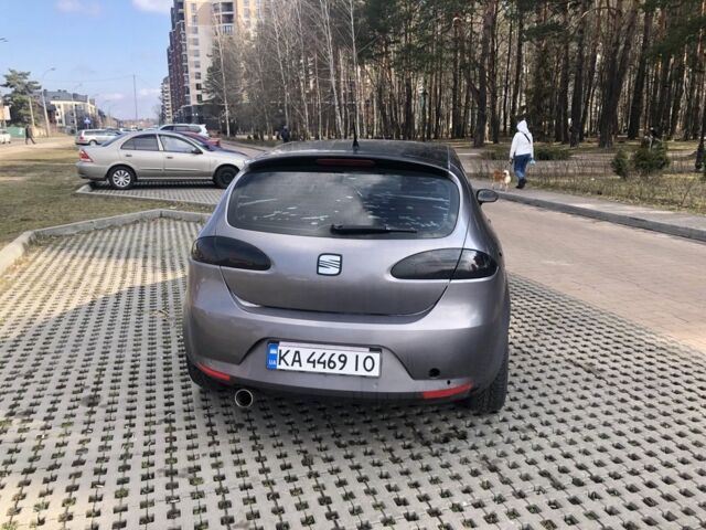 Чорний Сеат Leon, об'ємом двигуна 0.16 л та пробігом 241 тис. км за 3500 $, фото 2 на Automoto.ua