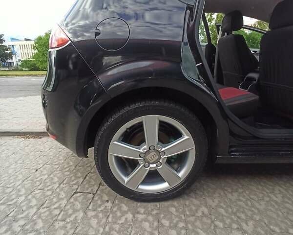 Черный Сеат Леон, объемом двигателя 1.6 л и пробегом 181 тыс. км за 5500 $, фото 16 на Automoto.ua
