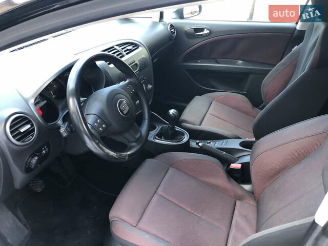 Черный Сеат Леон, объемом двигателя 1.6 л и пробегом 197 тыс. км за 5200 $, фото 29 на Automoto.ua