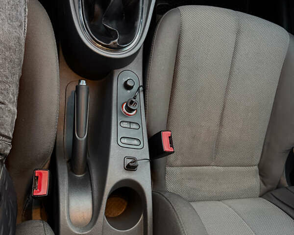 Черный Сеат Леон, объемом двигателя 1.6 л и пробегом 289 тыс. км за 5500 $, фото 17 на Automoto.ua