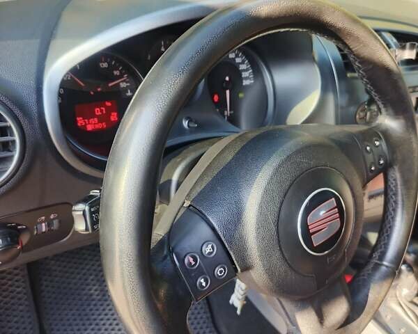 Чорний Сеат Leon, об'ємом двигуна 1.97 л та пробігом 257 тис. км за 7499 $, фото 13 на Automoto.ua