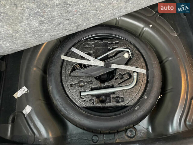 Черный Сеат Леон, объемом двигателя 1.6 л и пробегом 185 тыс. км за 5200 $, фото 13 на Automoto.ua