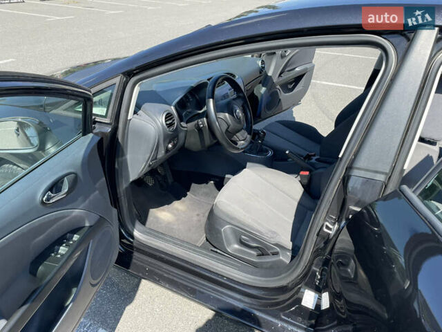 Чорний Сеат Leon, об'ємом двигуна 1.6 л та пробігом 199 тис. км за 5300 $, фото 6 на Automoto.ua