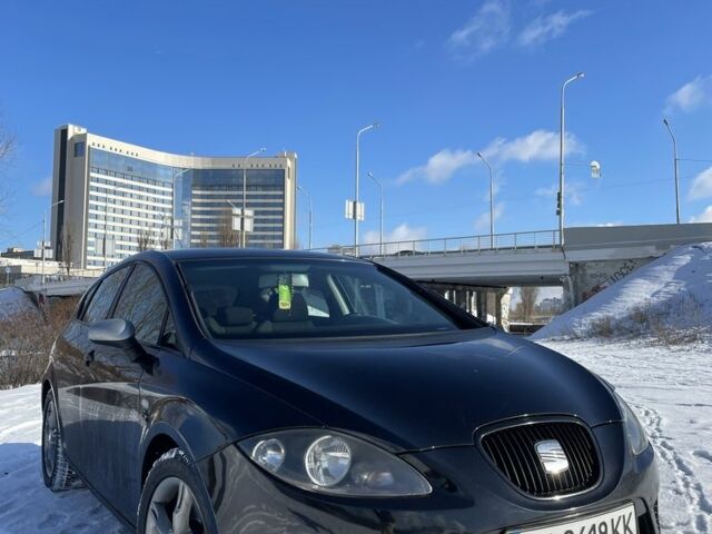 Черный Сеат Леон, объемом двигателя 2 л и пробегом 167 тыс. км за 5500 $, фото 1 на Automoto.ua