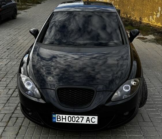 Сеат Леон 2007 в Одессе на Automoto.ua Черный Сеат Леон, объемом двигателя 1.9 л и пробегом 400 тыс. км за 4999 $, фото 2 на Automoto.ua