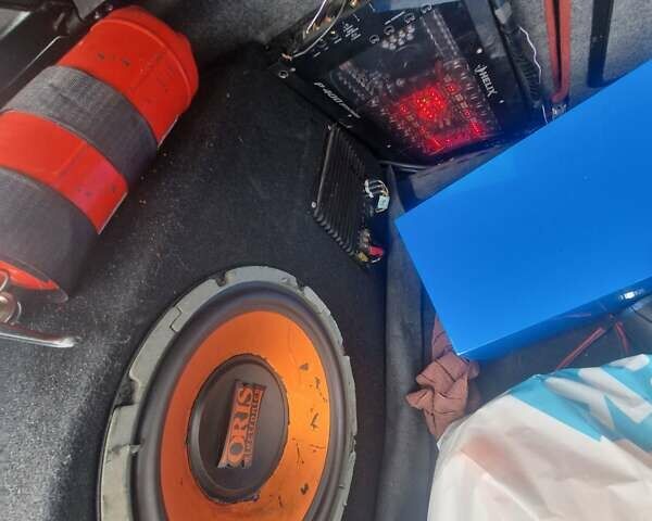 Черный Сеат Леон, объемом двигателя 2 л и пробегом 195 тыс. км за 6500 $, фото 10 на Automoto.ua