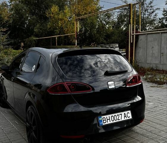 Сеат Леон 2007 в Одессе на Automoto.ua Черный Сеат Леон, объемом двигателя 1.9 л и пробегом 400 тыс. км за 4999 $, фото 6 на Automoto.ua