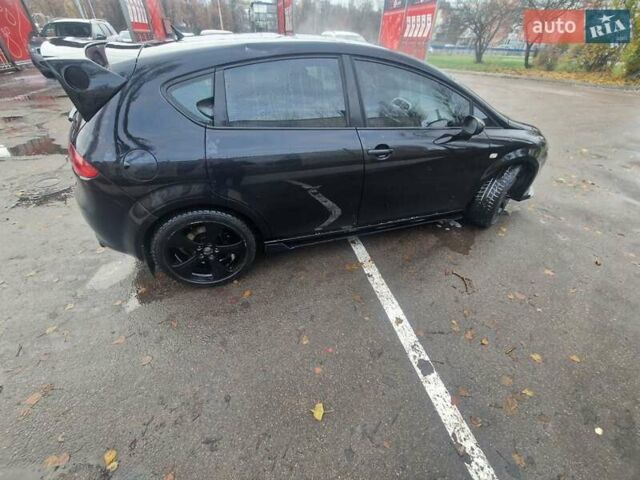 Черный Сеат Леон, объемом двигателя 2 л и пробегом 195 тыс. км за 6500 $, фото 4 на Automoto.ua