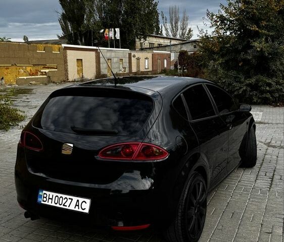 Сеат Леон 2007 в Одессе на Automoto.ua Черный Сеат Леон, объемом двигателя 1.9 л и пробегом 400 тыс. км за 4999 $, фото 5 на Automoto.ua