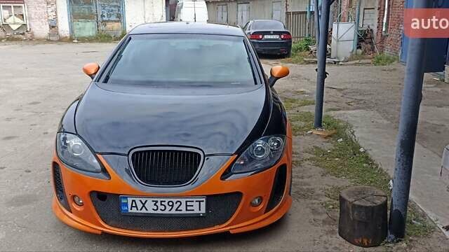 Черный Сеат Леон, объемом двигателя 2 л и пробегом 200 тыс. км за 5300 $, фото 4 на Automoto.ua