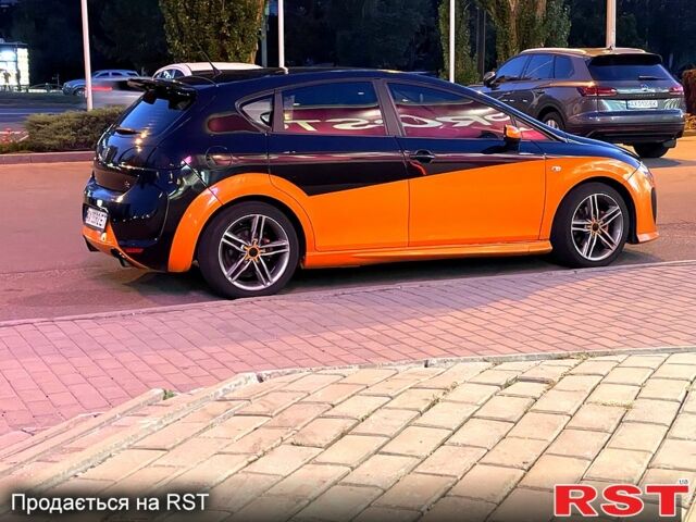 Черный Сеат Леон, объемом двигателя 2 л и пробегом 196 тыс. км за 5700 $, фото 4 на Automoto.ua