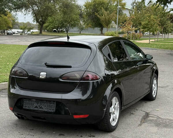 Чорний Сеат Leon, об'ємом двигуна 1.8 л та пробігом 286 тис. км за 5599 $, фото 1 на Automoto.ua