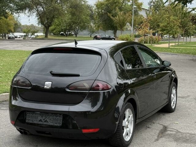 Чорний Сеат Leon, об'ємом двигуна 1.8 л та пробігом 286 тис. км за 5700 $, фото 2 на Automoto.ua