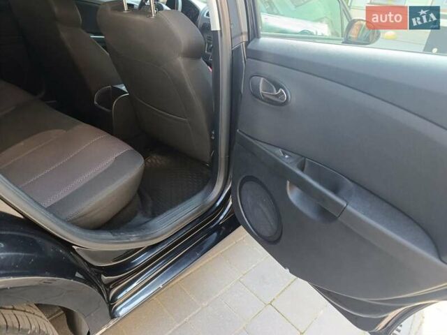 Черный Сеат Леон, объемом двигателя 2 л и пробегом 201 тыс. км за 4700 $, фото 20 на Automoto.ua