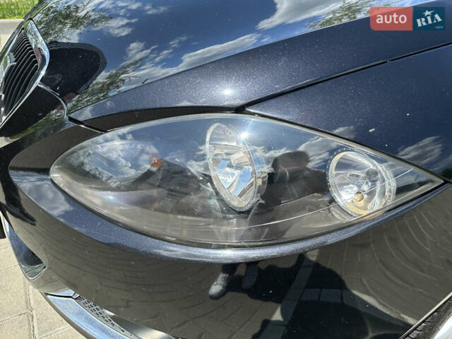 Чорний Сеат Leon, об'ємом двигуна 1.39 л та пробігом 262 тис. км за 5600 $, фото 8 на Automoto.ua