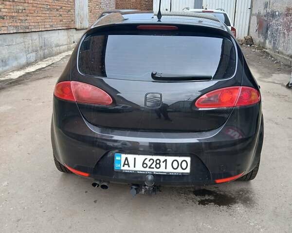 Черный Сеат Леон, объемом двигателя 1.8 л и пробегом 179 тыс. км за 5200 $, фото 6 на Automoto.ua