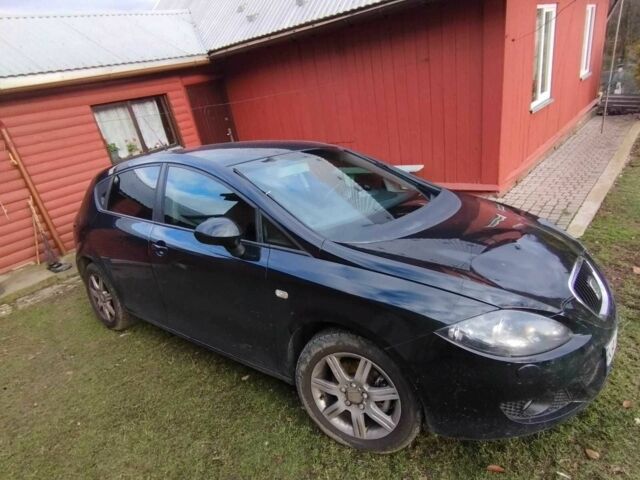 Черный Сеат Леон, объемом двигателя 2 л и пробегом 182 тыс. км за 4900 $, фото 2 на Automoto.ua