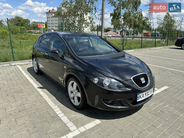 Чорний Сеат Leon, об'ємом двигуна 1.39 л та пробігом 262 тис. км за 5600 $, фото 1 на Automoto.ua