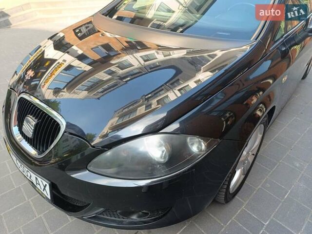 Черный Сеат Леон, объемом двигателя 2 л и пробегом 201 тыс. км за 5300 $, фото 11 на Automoto.ua