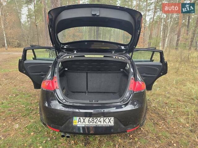 Черный Сеат Леон, объемом двигателя 2 л и пробегом 60 тыс. км за 8000 $, фото 5 на Automoto.ua