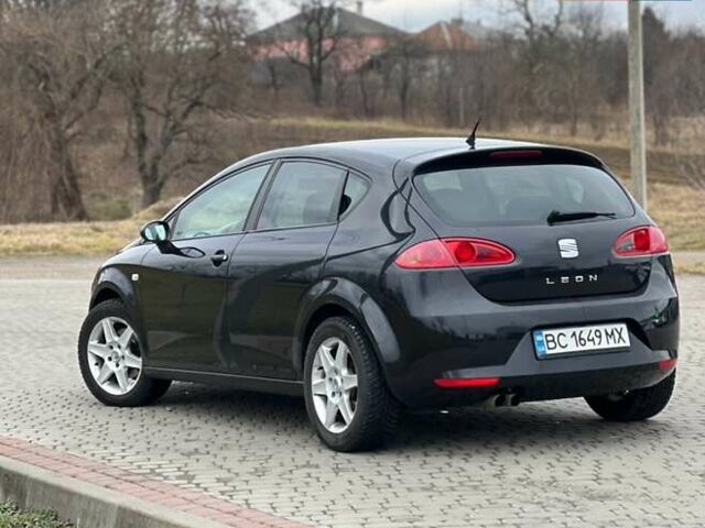 Черный Сеат Леон, объемом двигателя 1.8 л и пробегом 230 тыс. км за 4900 $, фото 4 на Automoto.ua