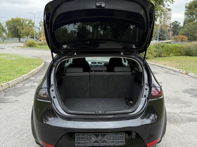 Чорний Сеат Leon, об'ємом двигуна 1.8 л та пробігом 286 тис. км за 5700 $, фото 4 на Automoto.ua