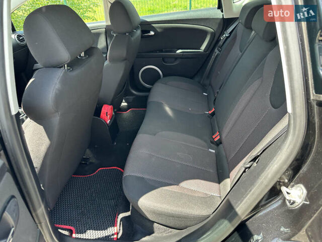 Чорний Сеат Leon, об'ємом двигуна 1.39 л та пробігом 262 тис. км за 5600 $, фото 23 на Automoto.ua