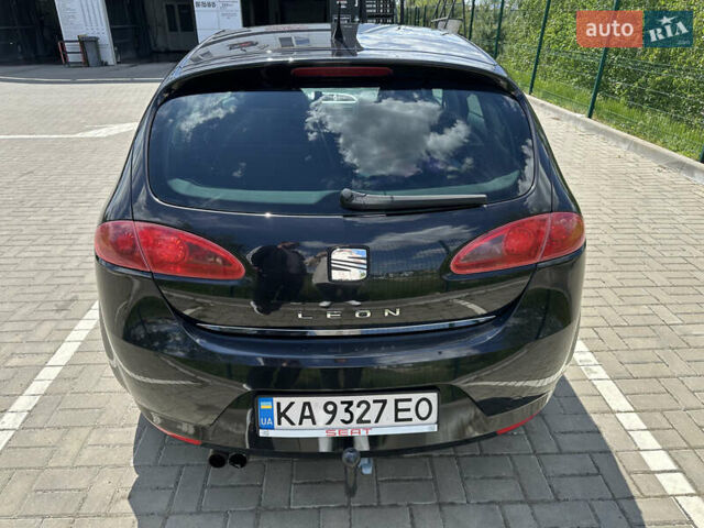 Чорний Сеат Leon, об'ємом двигуна 1.39 л та пробігом 262 тис. км за 5600 $, фото 6 на Automoto.ua