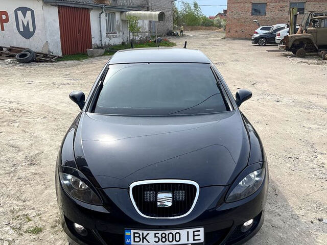 Чорний Сеат Leon, об'ємом двигуна 1.8 л та пробігом 255 тис. км за 5499 $, фото 12 на Automoto.ua