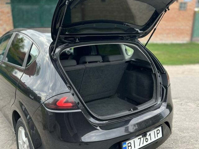 Чорний Сеат Leon, об'ємом двигуна 1.8 л та пробігом 290 тис. км за 4200 $, фото 10 на Automoto.ua